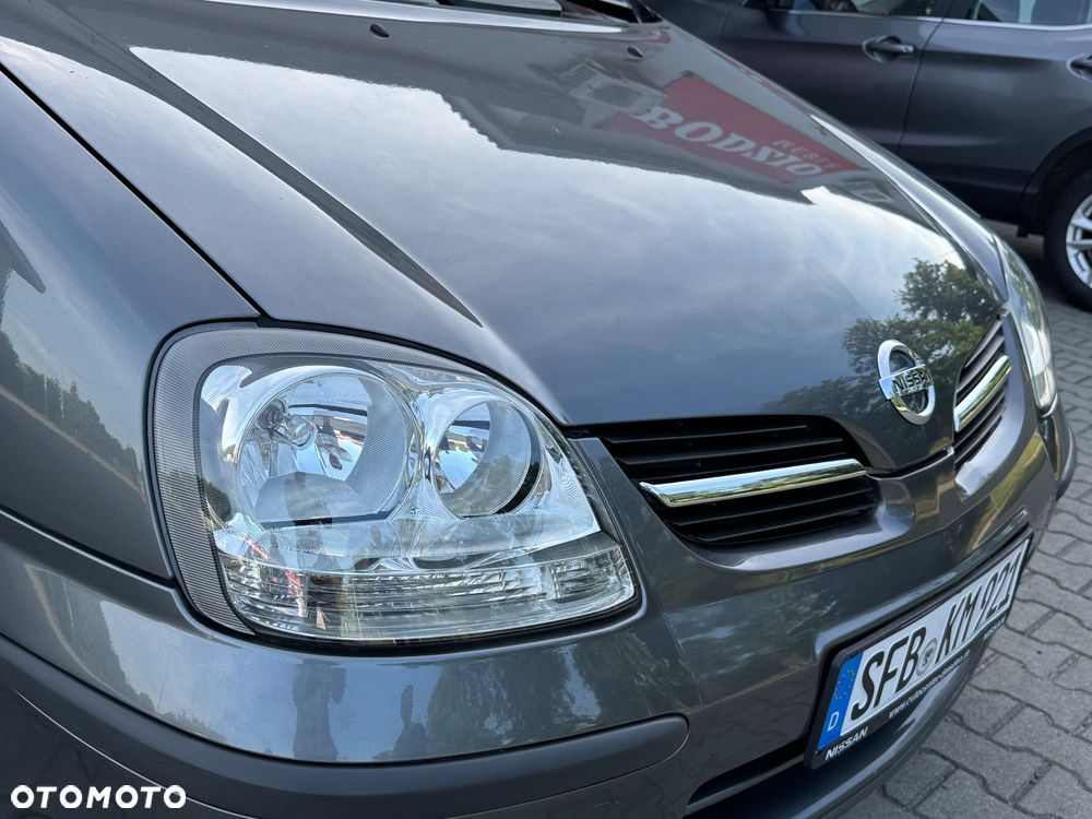 Nissan Almera Tino - 29