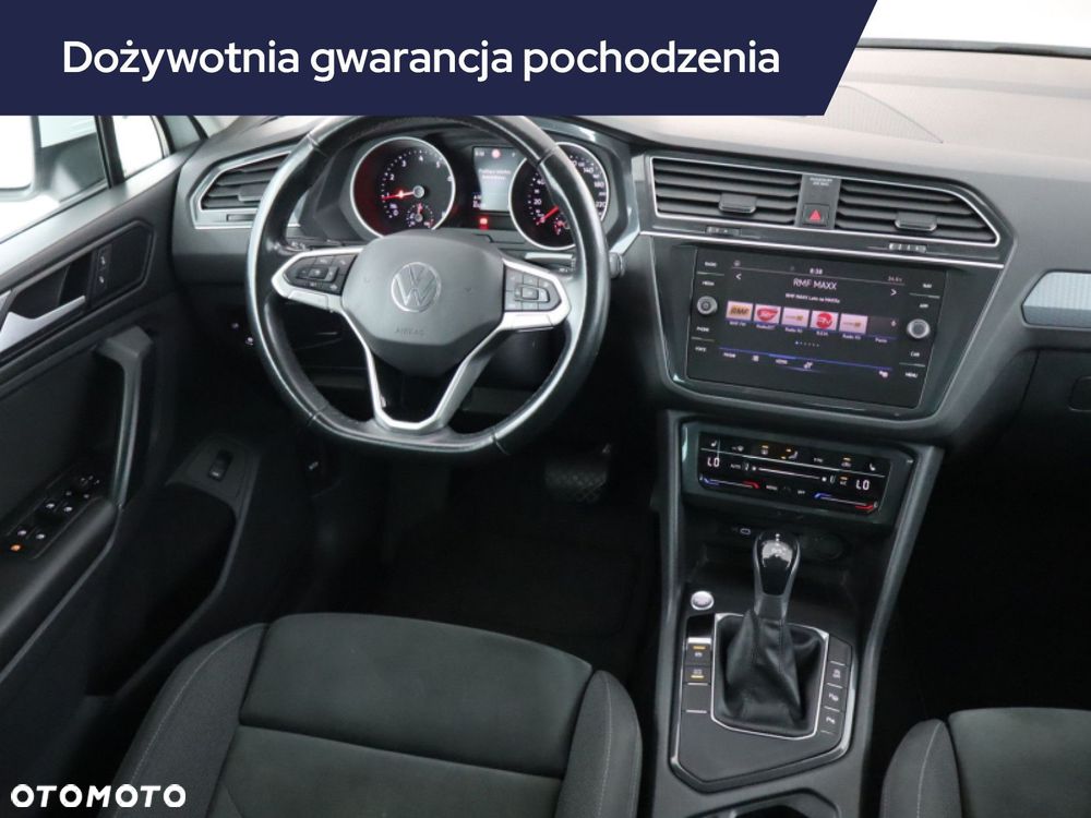 Volkswagen Tiguan - 9