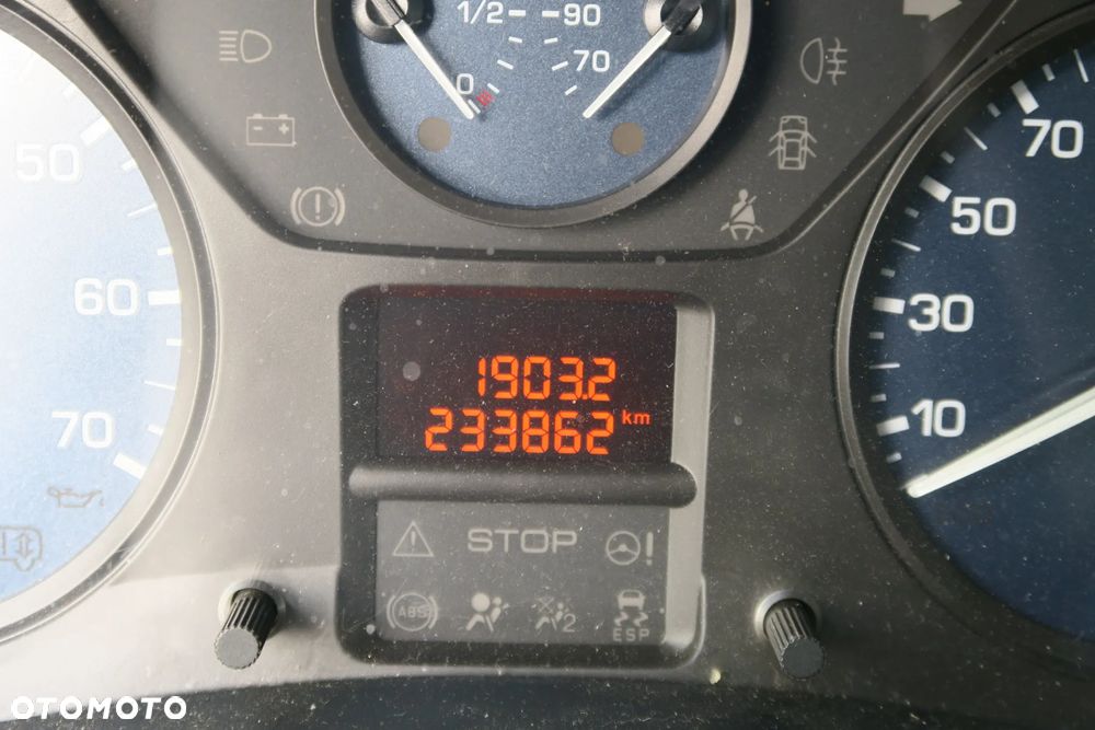 Peugeot Partner 1.6 HDi Active - 9