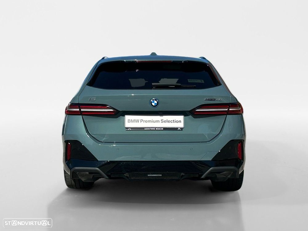 BMW i5 eDrive40 Pack Desportivo M - 4