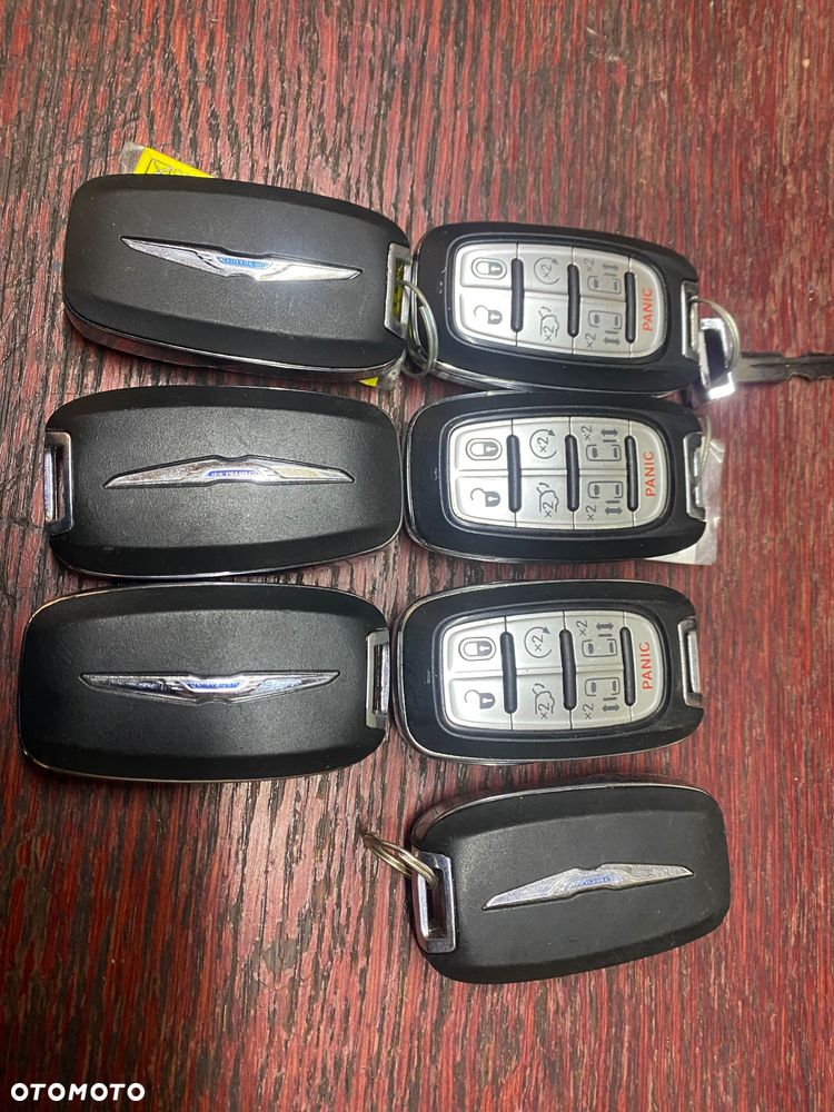 Kluczyk, pilot Chrysler pacifica 2016/2023 używane orginalne - 2