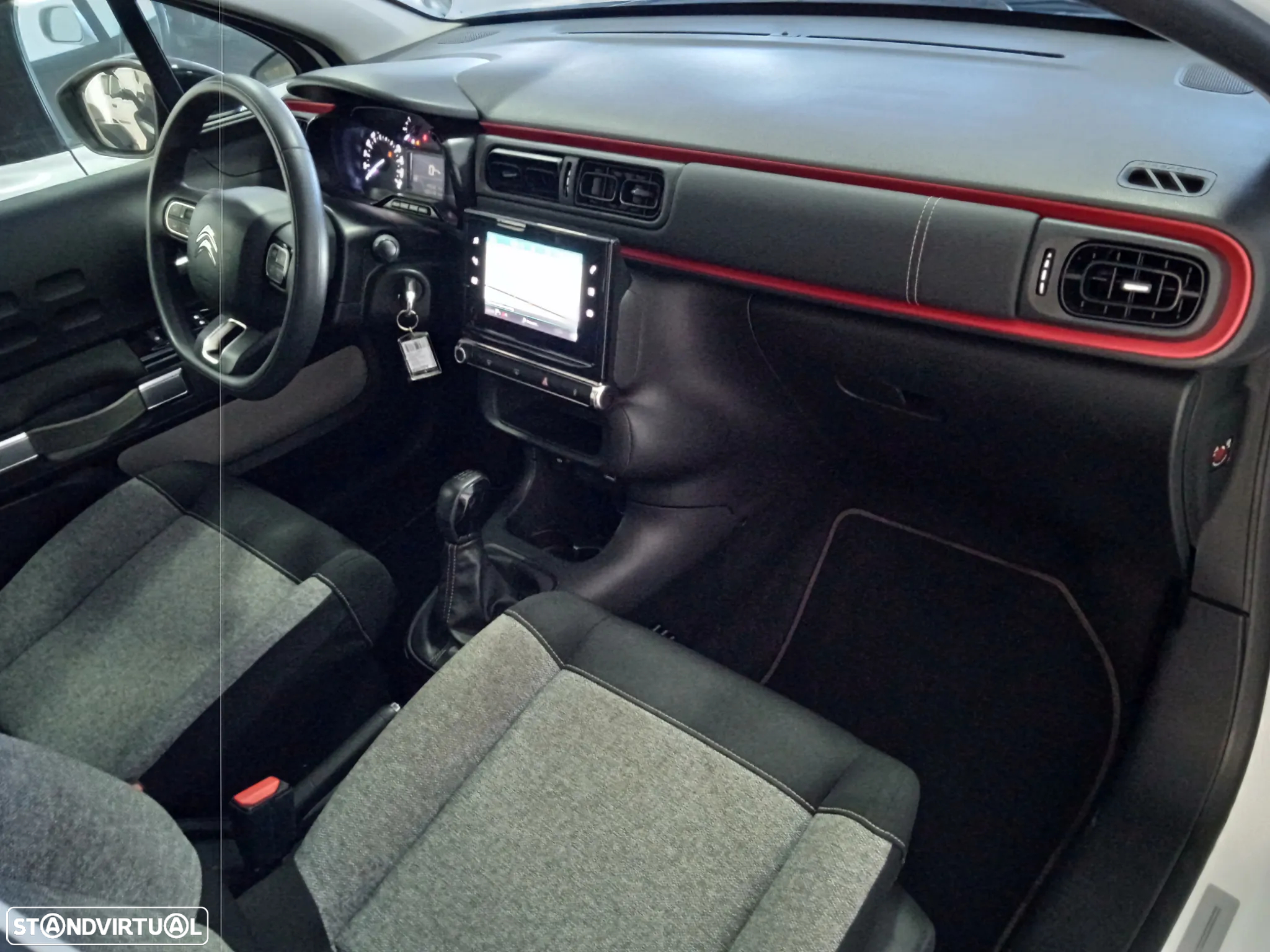 Citroën C3 1.2 PureTech C-Series - 11