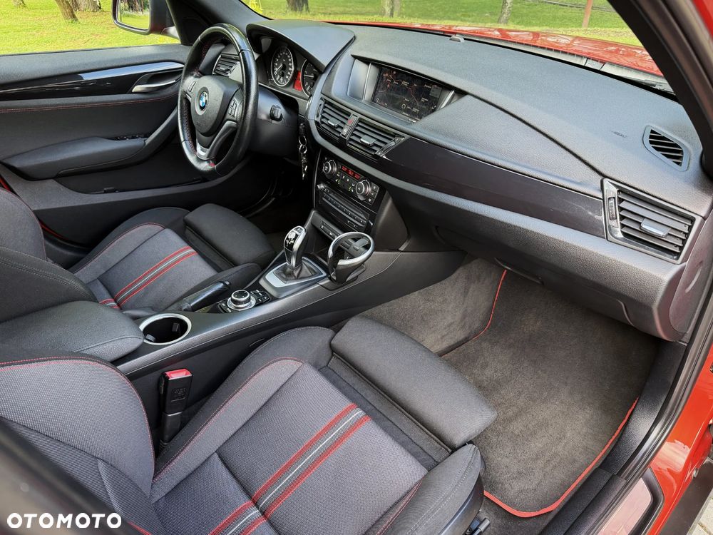 BMW X1 xDrive20d Sport Line - 16