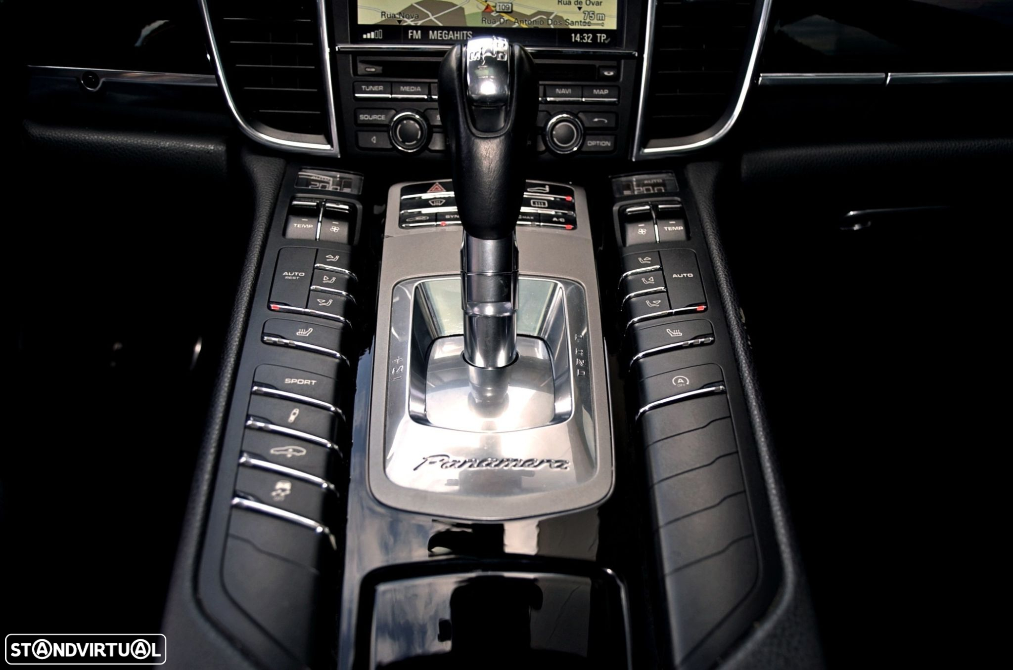 Porsche Panamera Platinum Edition - 22