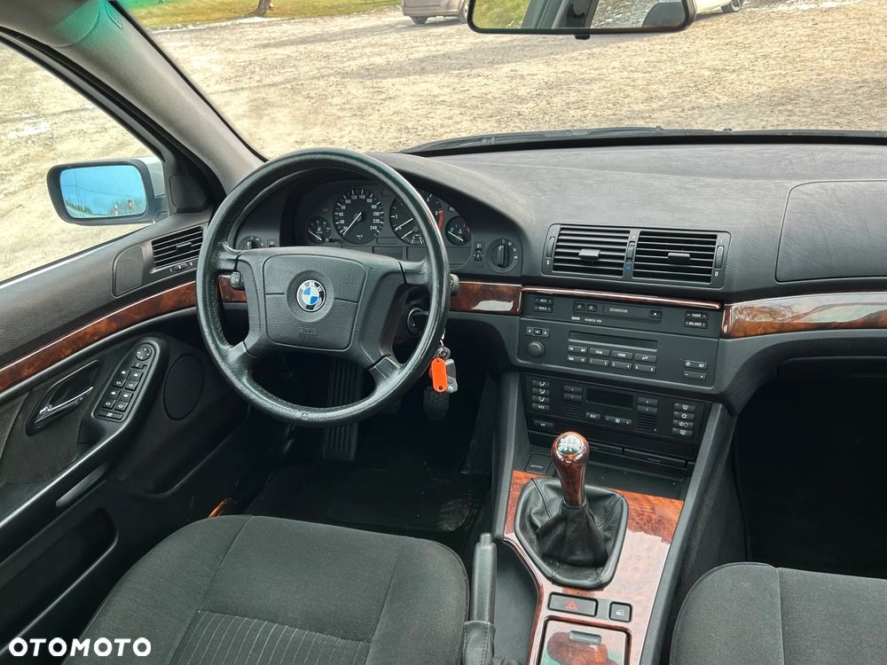 BMW Seria 5 - 4