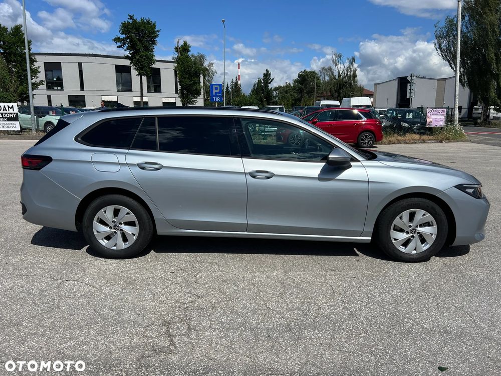Volkswagen Passat - 8