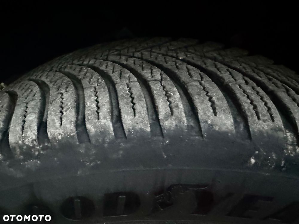 Nissan Qashqai 1.6 DCi N-Connecta - 16