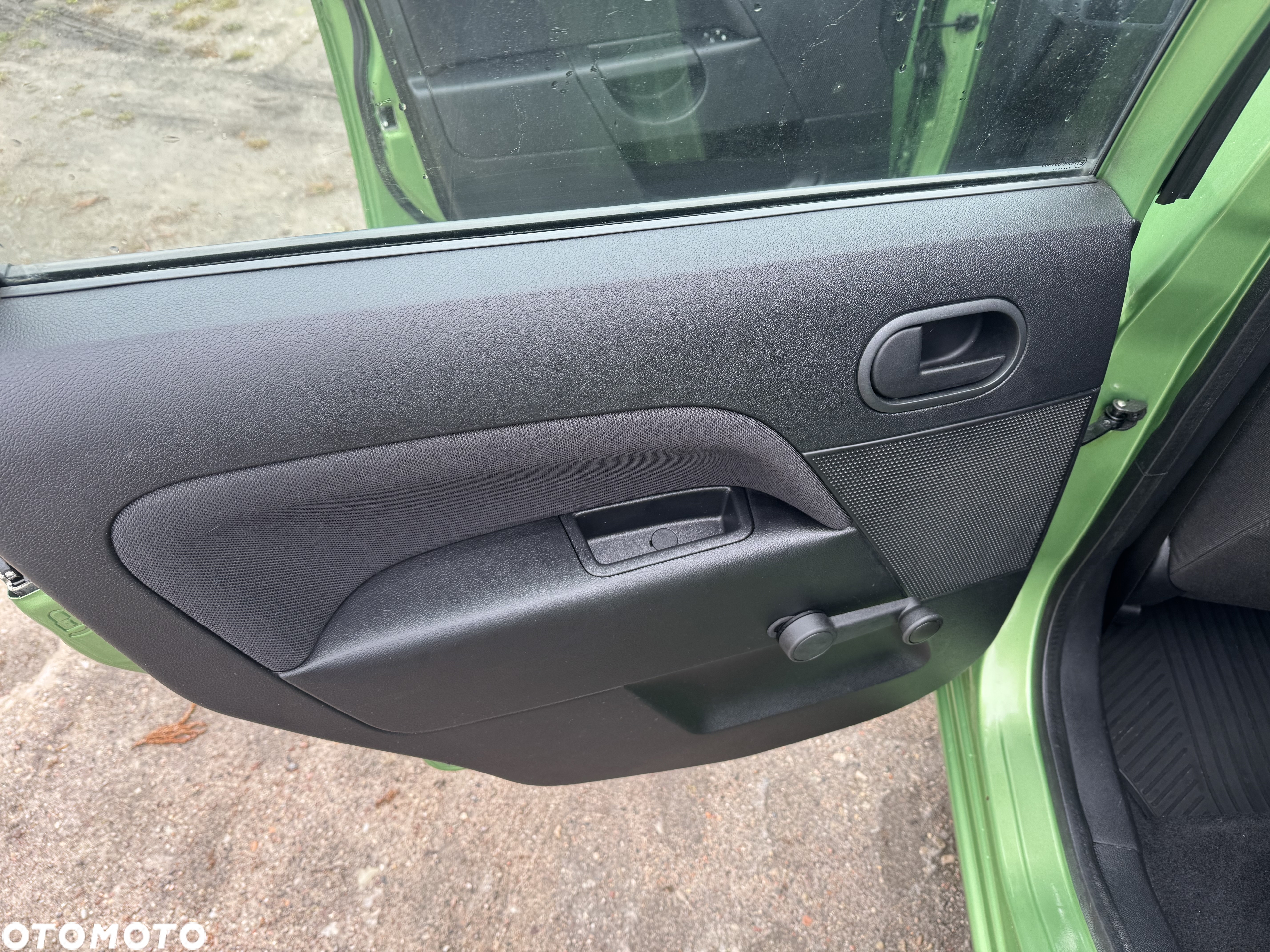 Ford Fiesta - 15