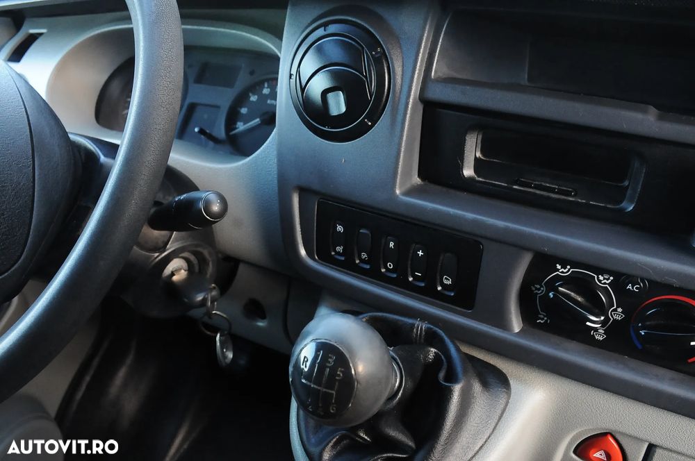 Renault Mascott - 11