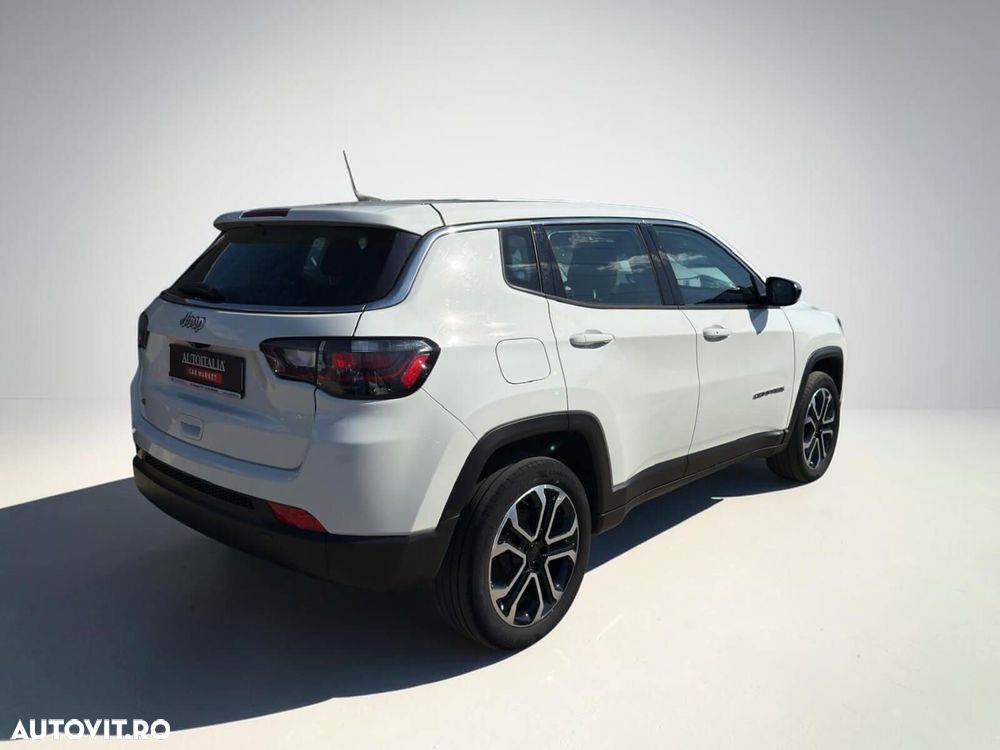 Jeep Compass - 14