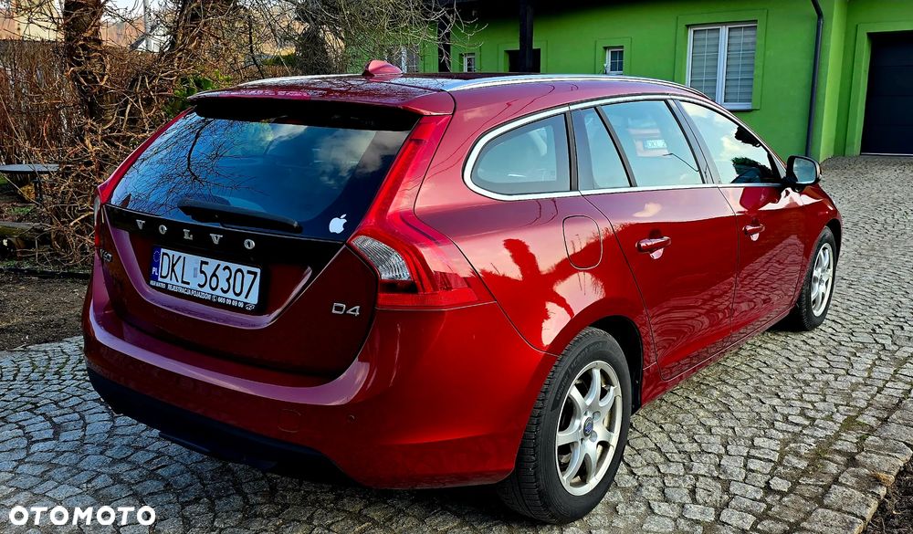 Volvo V60 D4 R-Design Summum - 5