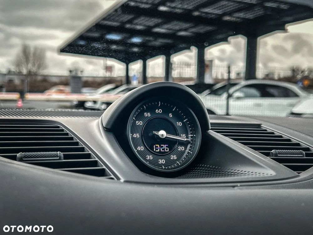 Porsche Panamera - 21
