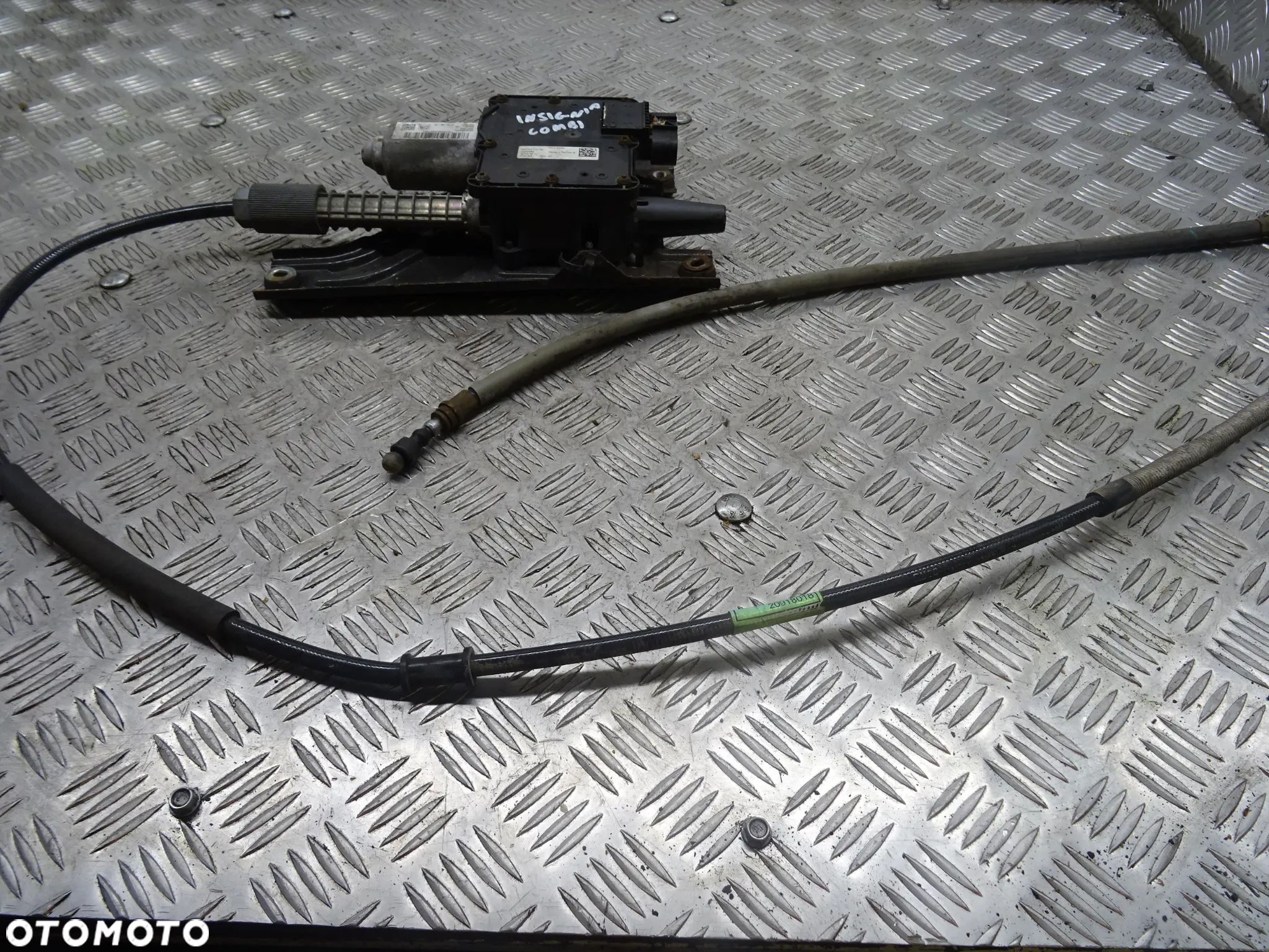 OPEL INSIGNIA SILNIK 2.0 CDTI 160KM Z177 MECHANIZM HAMULCA RĘCZNEGO 20917024 - 1