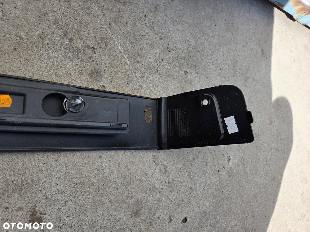 Listwa osłona maskująca prowadnice lewa strona  Peugeot Expert III Proace III Jumpy III - 11