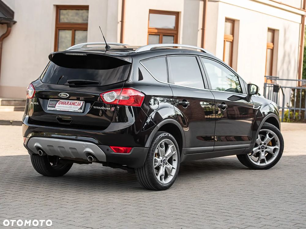 Ford Kuga 2.0 TDCi 2x4 Titanium - 13