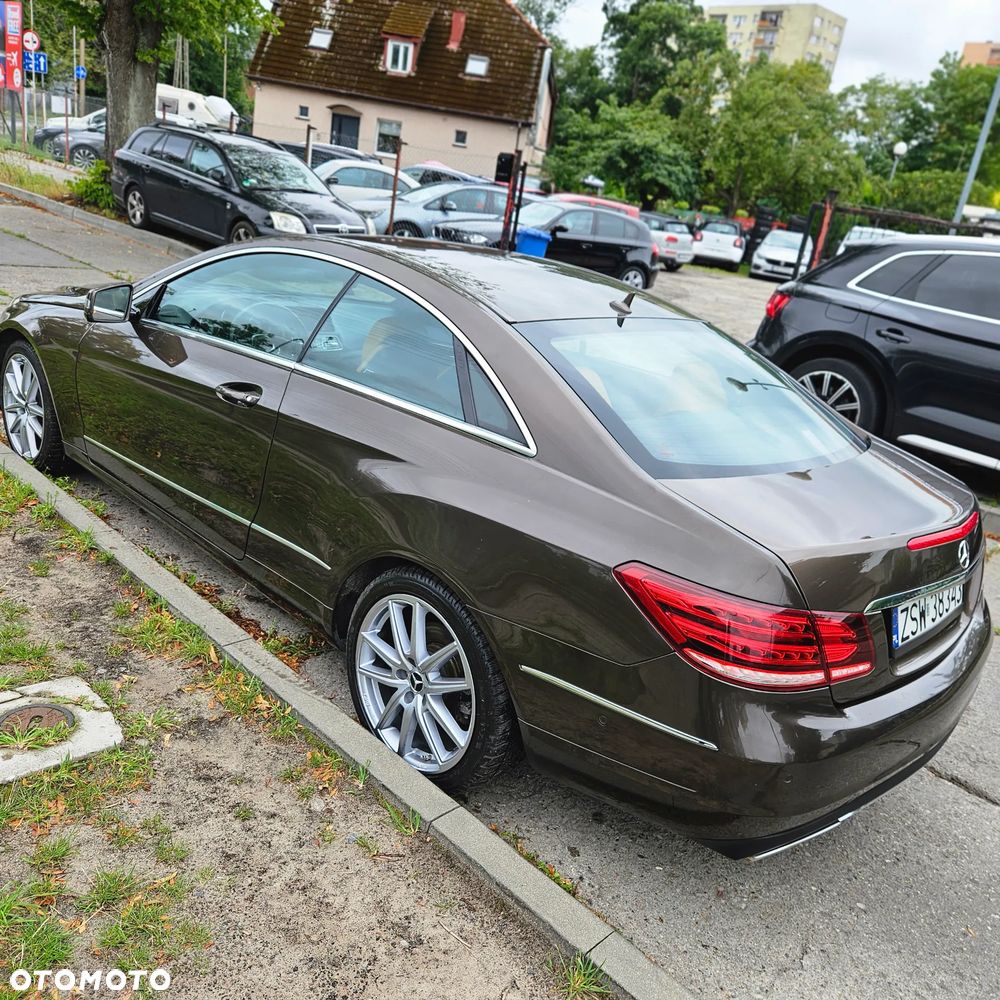 Mercedes-Benz Klasa E - 11