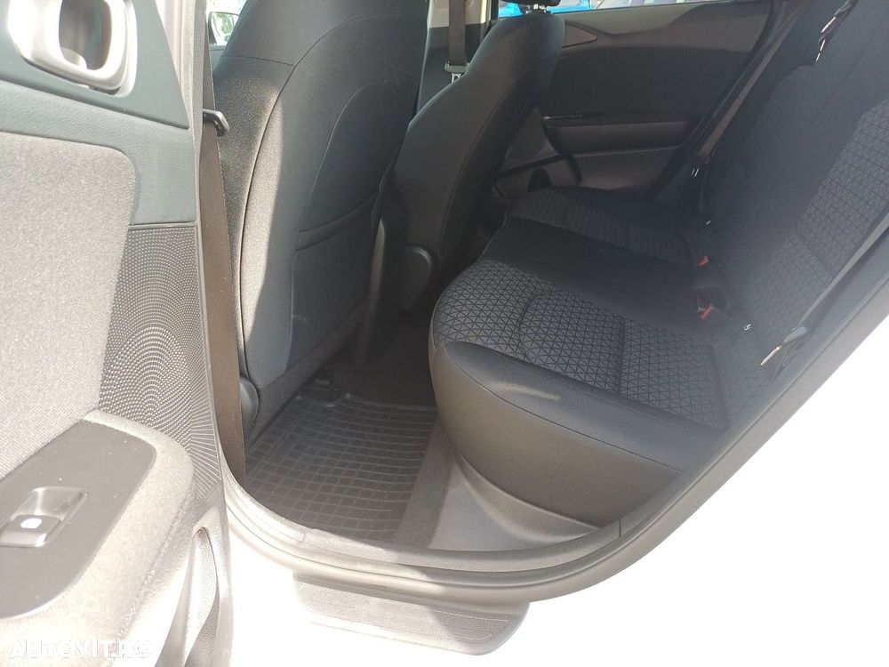 Kia Ceed 1.5 T-GDI 6MT Best - 19