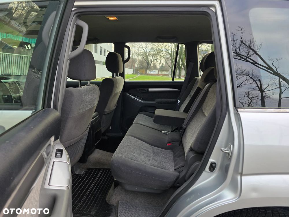 Toyota Land Cruiser 3.0 D Sol - 17