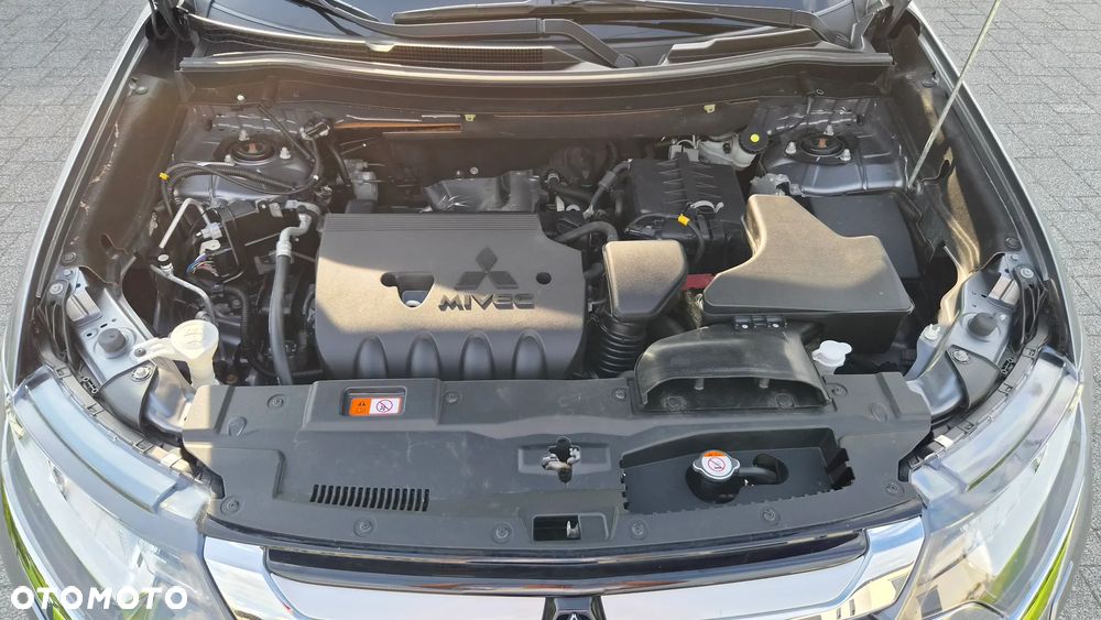 Mitsubishi Outlander 2.0 2WD CVT Edition+ - 37
