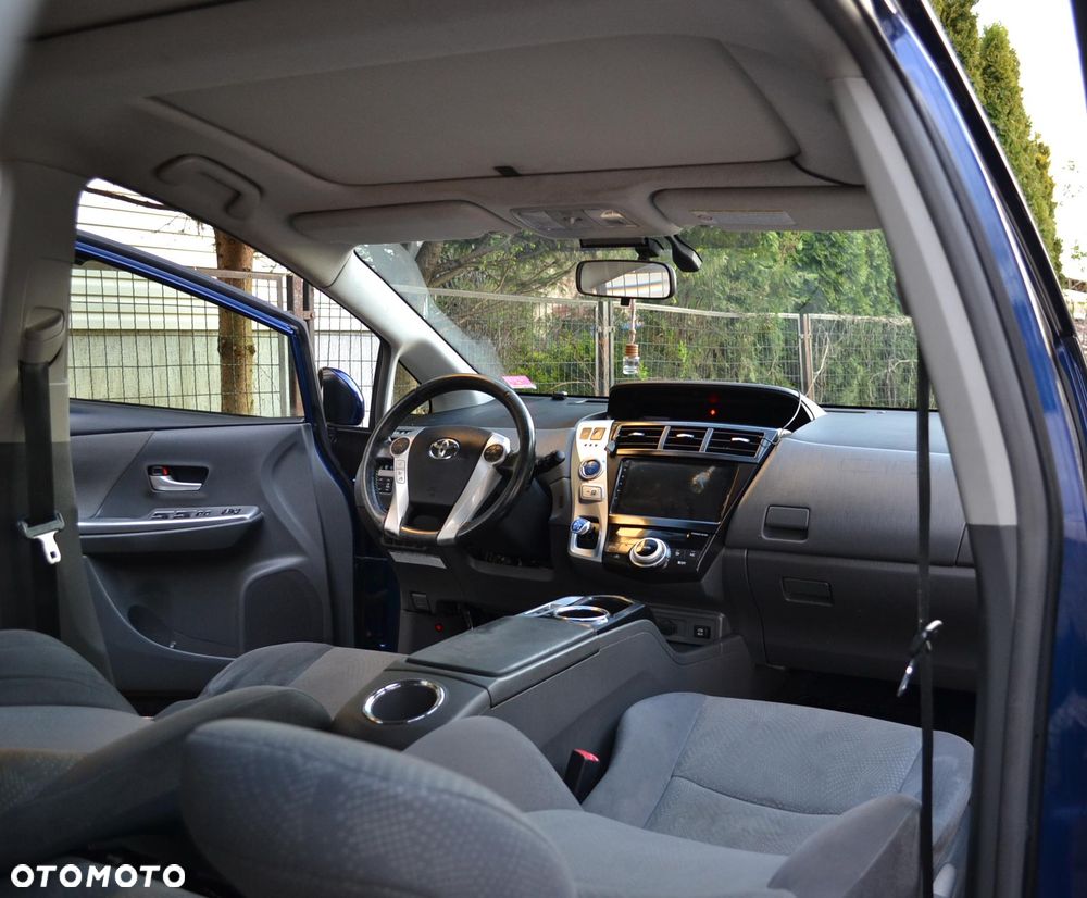 Toyota Prius+ (Hybrid) - 9