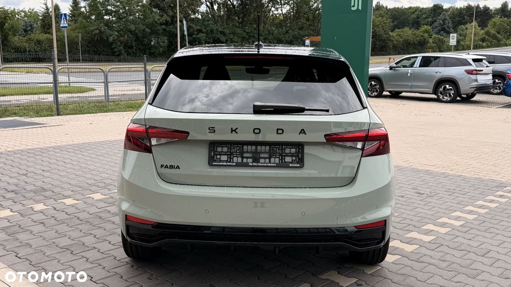 Skoda Fabia 1.0 TSI Monte Carlo - 5