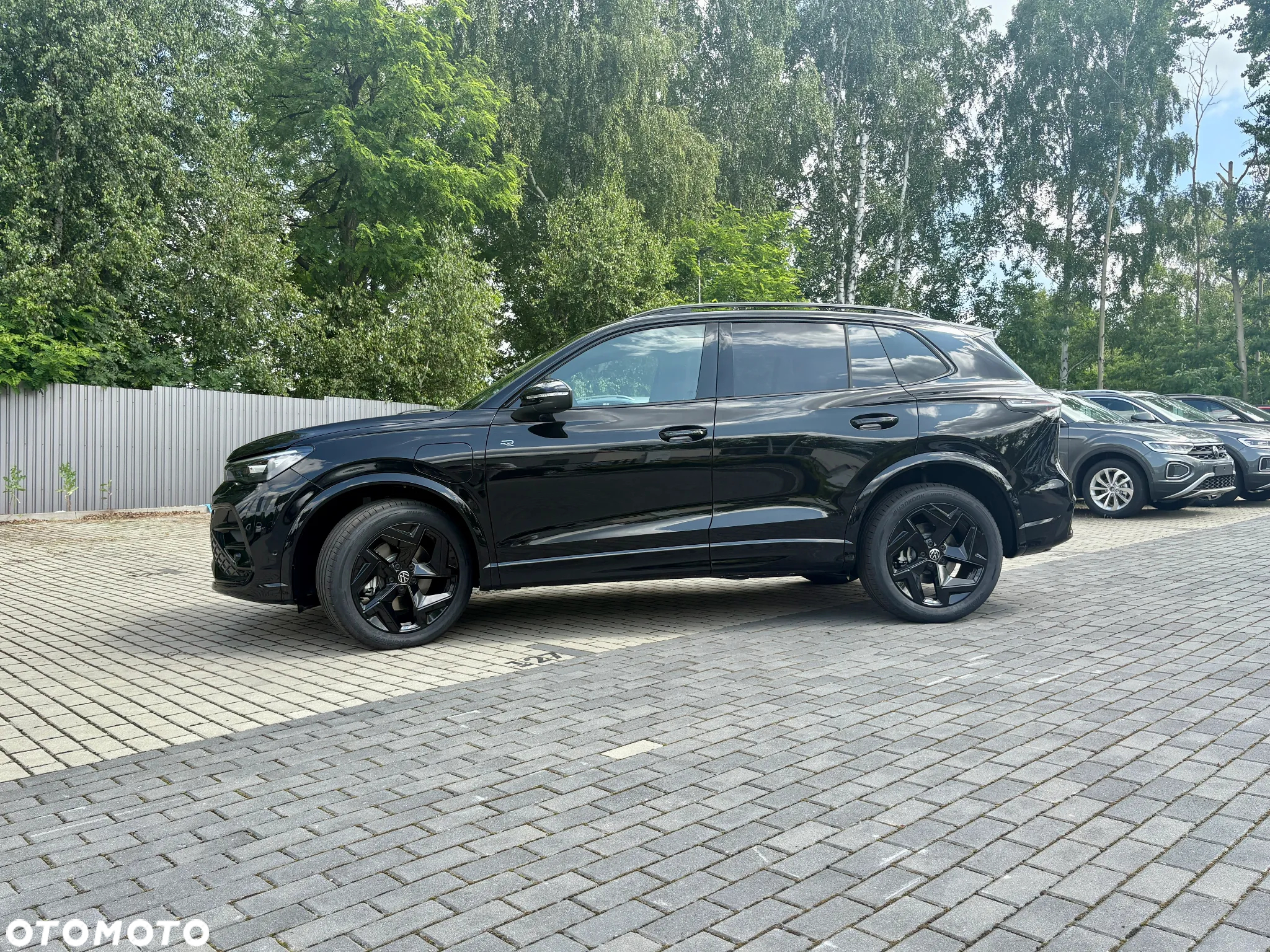 Volkswagen Tiguan 1.5 eHybrid PHEV R-Line Plus DSG - 3