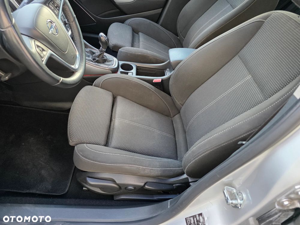 Opel Astra 1.4 Turbo - 15