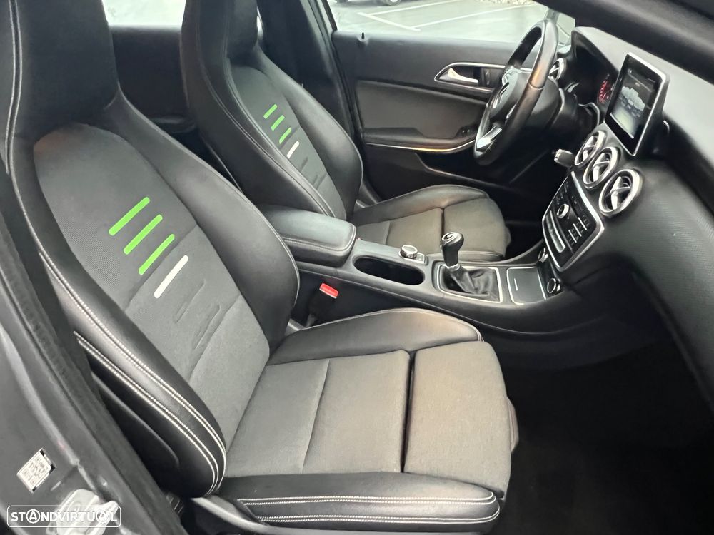 Mercedes-Benz A 180 d - 12