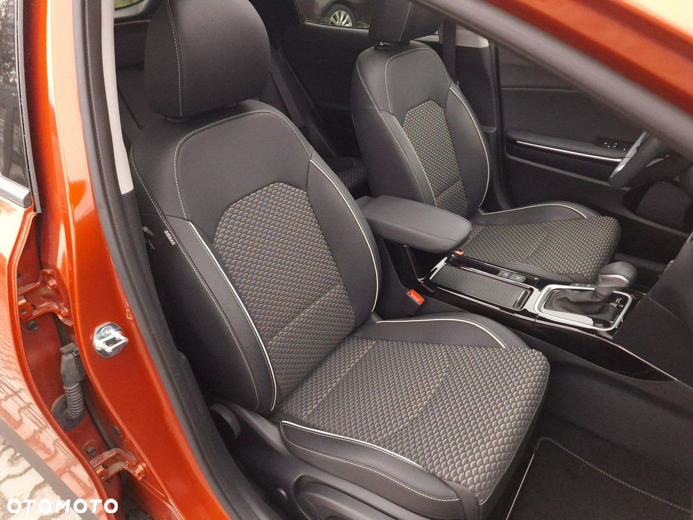 Kia XCeed 1.5 T-GDI Business Line DCT - 31