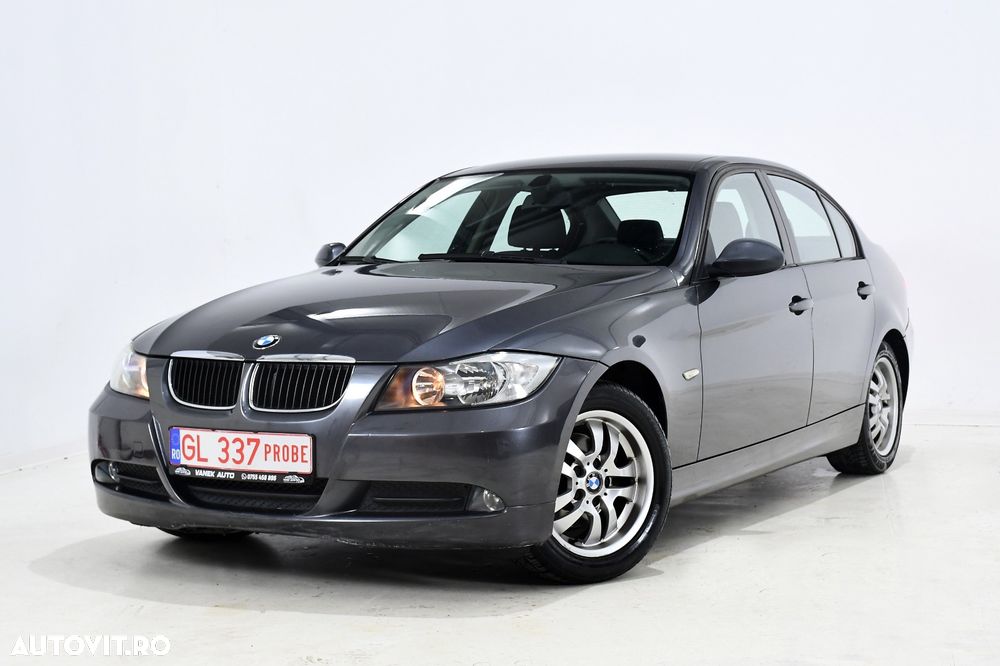 BMW Seria 3 318i - 1