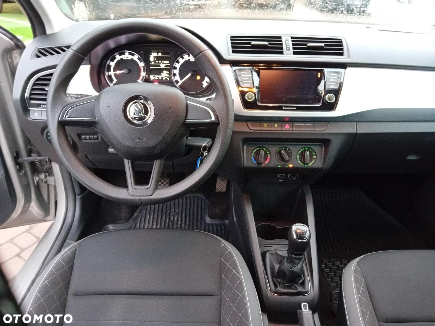Skoda Fabia 1.0 Ambition - 12