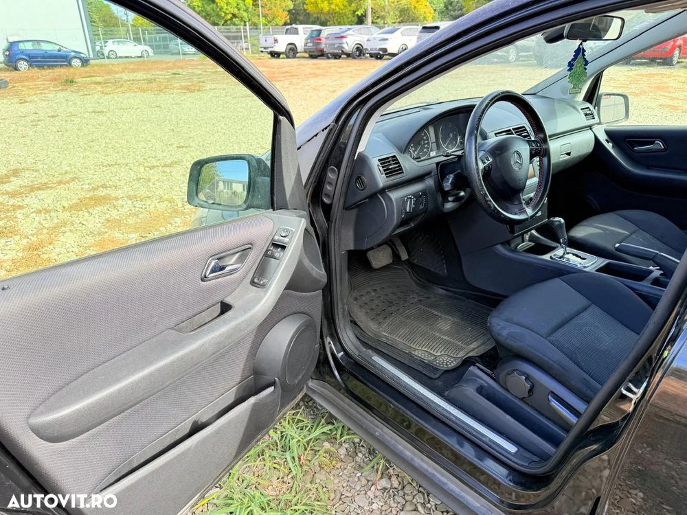 Mercedes-Benz A 160 CDI Autotronic - 9
