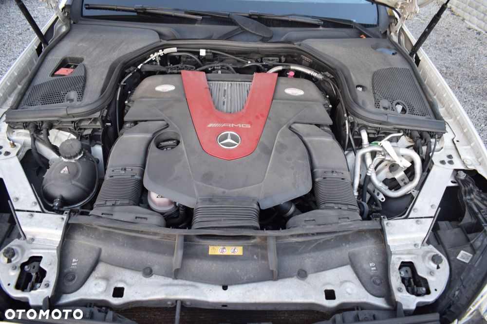 Mercedes-Benz Klasa E - 14