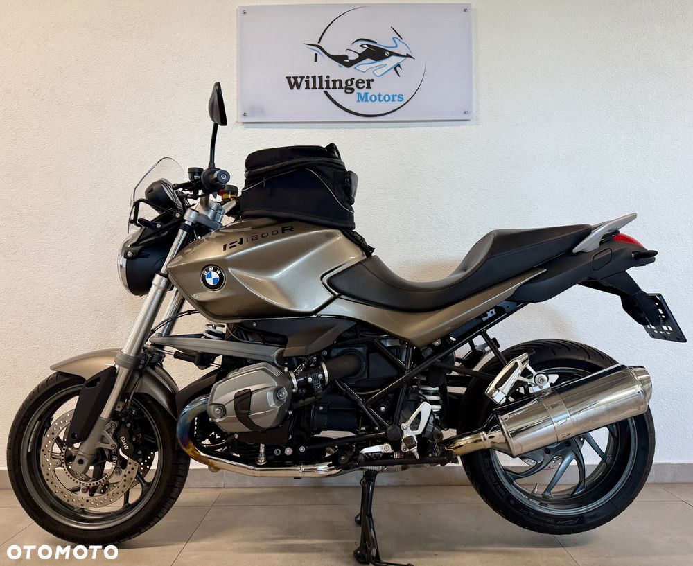 BMW R - 1
