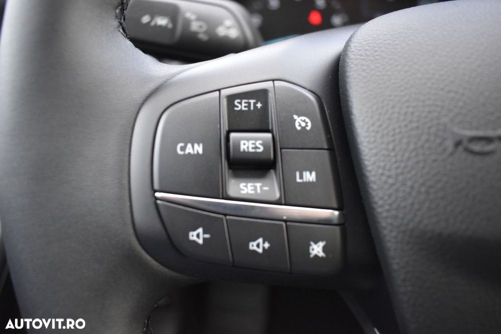 Ford Focus - 21