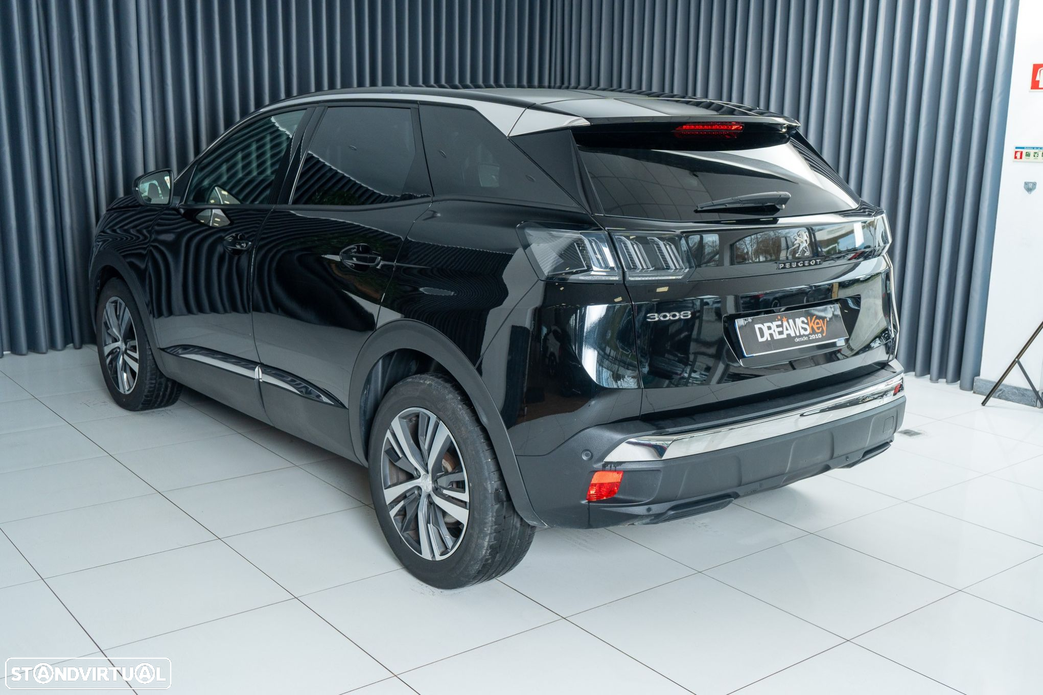 Peugeot 3008 1.2 PureTech Allure EAT8 - 33