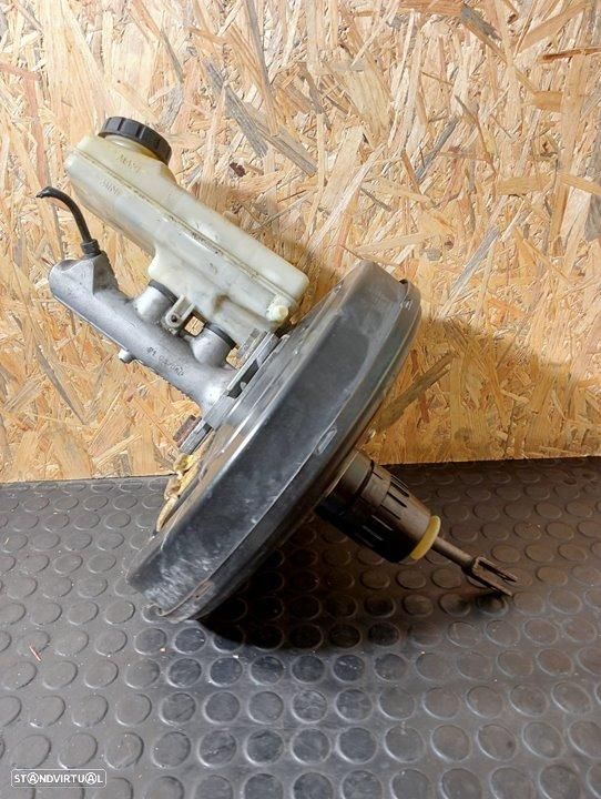 SERVOFREIO RENAULT MEGANE II BERLINA 3P - 1