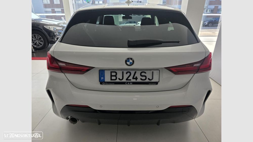 BMW 116 d Pack Desportivo M Auto - 4