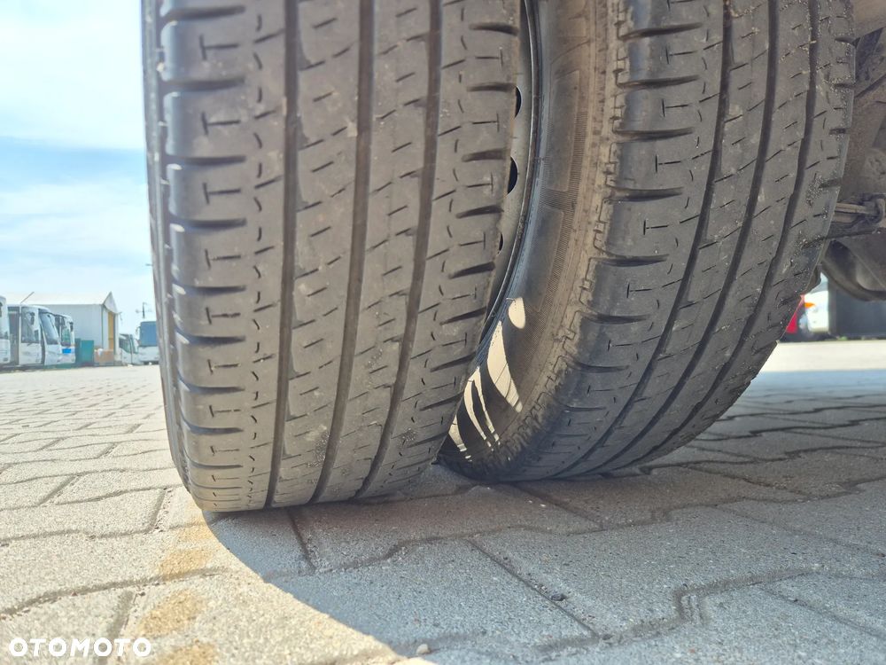 Volkswagen CRAFTER / SPROWADZONY / KLIMA / EEV - 15