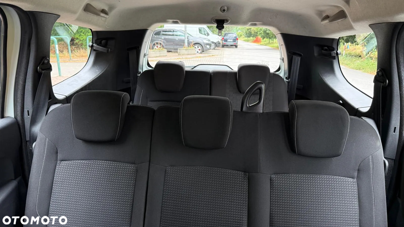 Dacia Lodgy 1.6 SCe Laureate S&S - 14