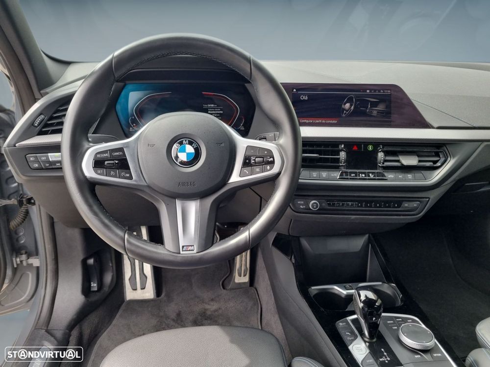 BMW 116 d Pack Desportivo M Auto - 13