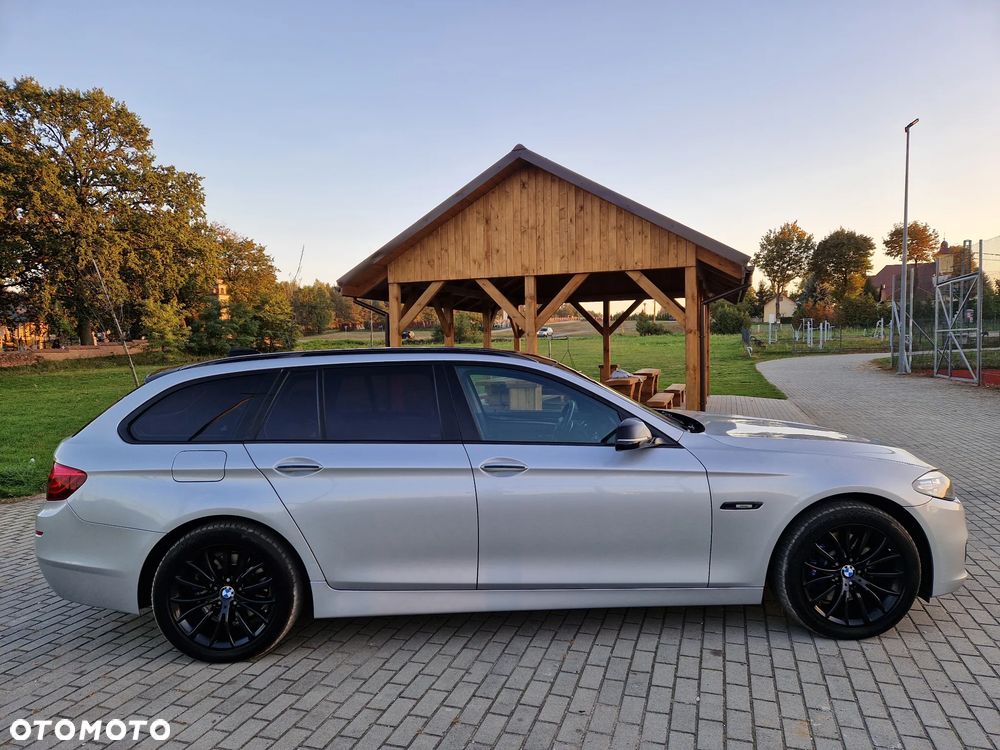 BMW Seria 5 525d xDrive Luxury Line - 19