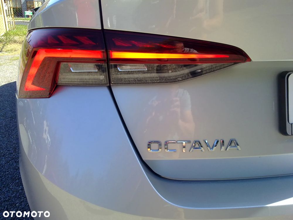 Skoda Octavia 2.0 TDI Ambition - 10