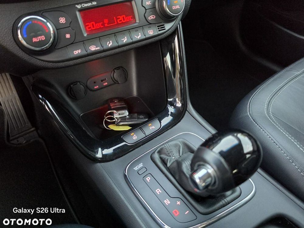 Kia Ceed - 37