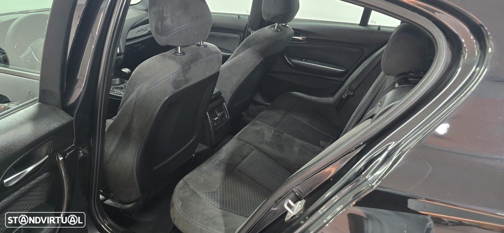 BMW 118 d Pack M - 16