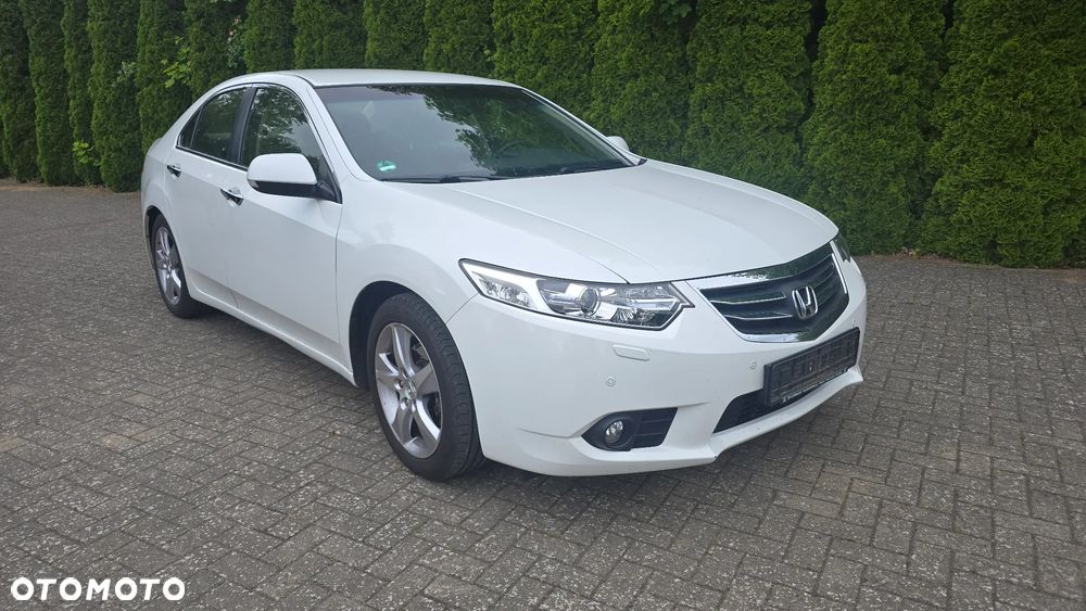 Honda Accord 2.0 Lifestyle - 1