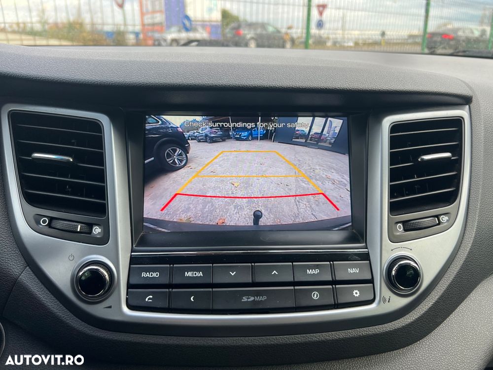 Hyundai Tucson 2.0 CRDI 2WD Style - 15