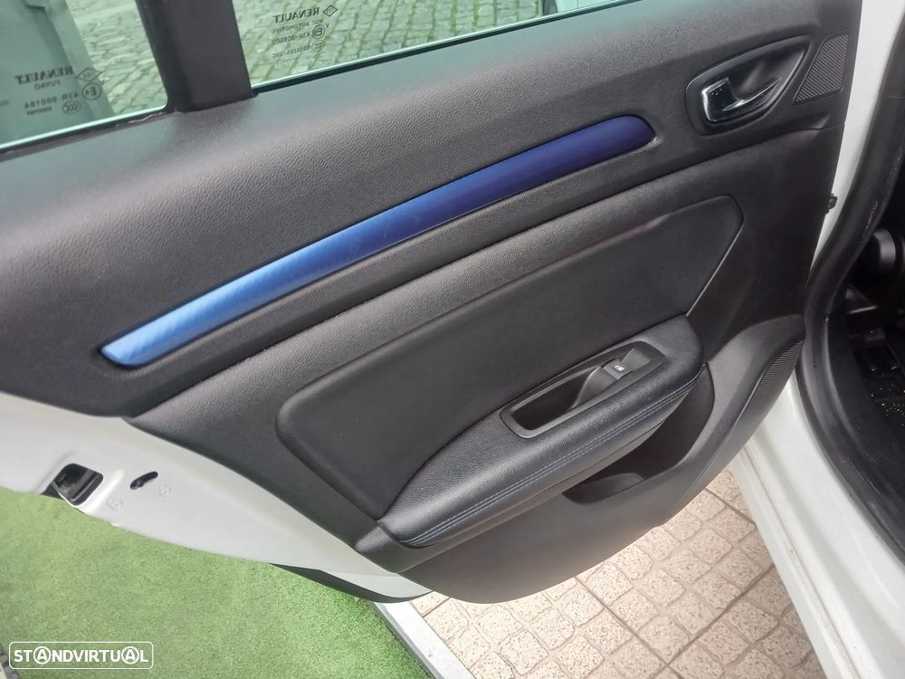 Renault Mégane Sport Tourer 1.5 dCi GT Line J18 - 13