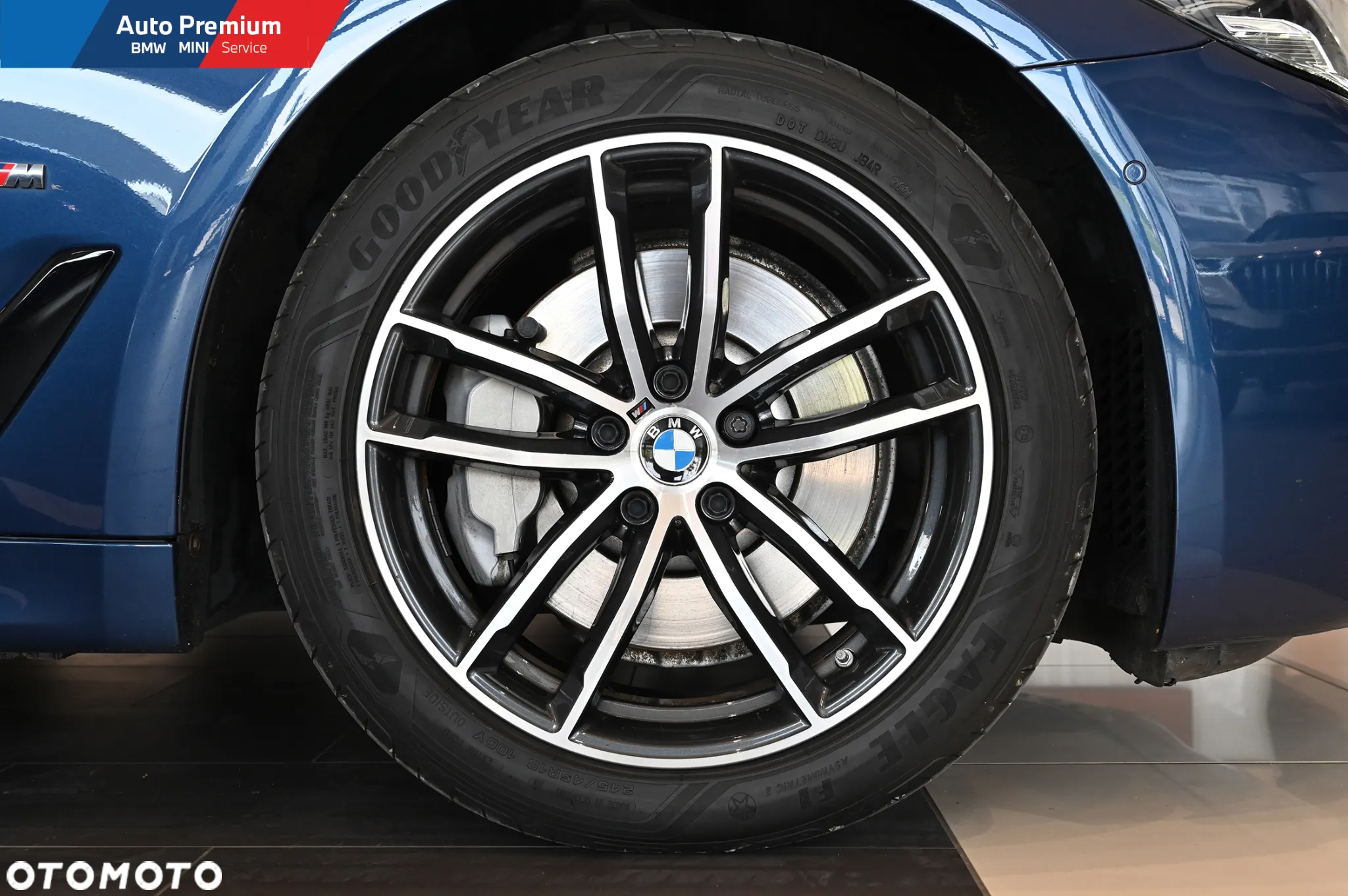 BMW Seria 5 530i xDrive - 15