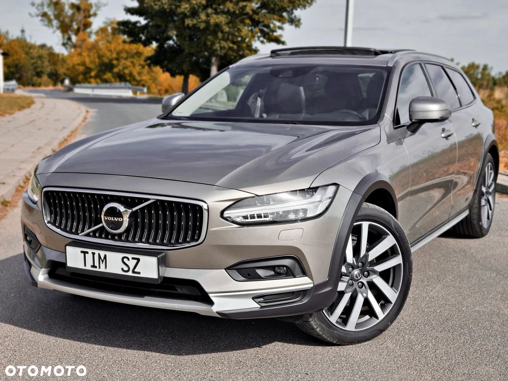 Volvo V90 Cross Country B5 D AWD Ultimate - 10
